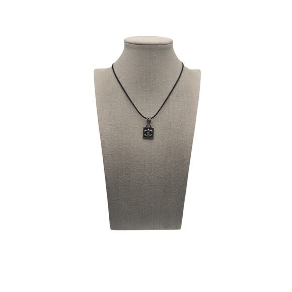 Silpada Sterling 925 Silver Fleur de Lis Tag Slide Rectangle Pendant - Picture 3 of 5